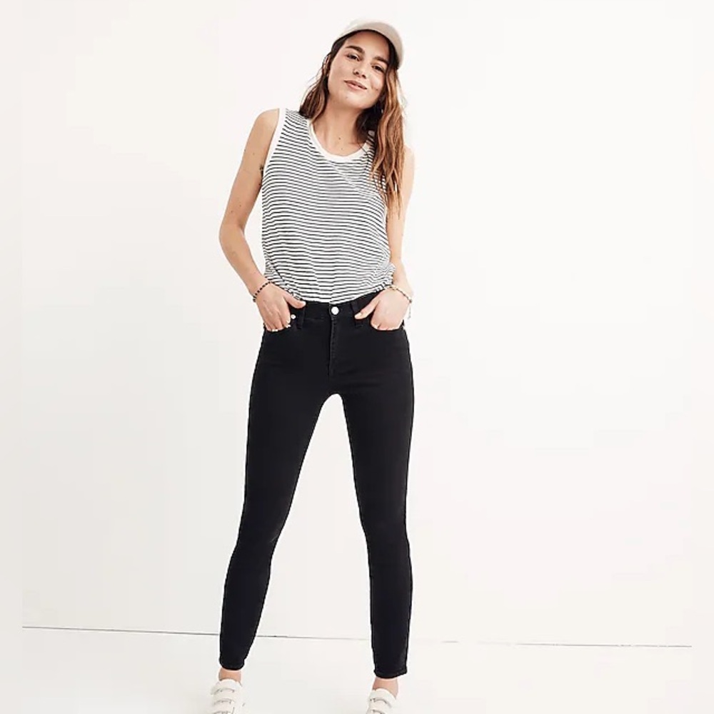 Madewell 9" Mid-Rise Skinny Jeans in Lunar Wash